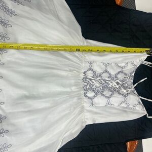 Babydoll Guess strap dress